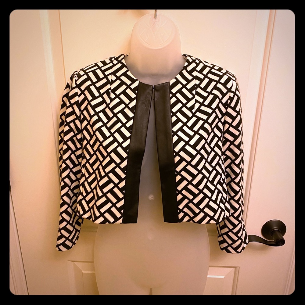 Women’s Cropped Blazer